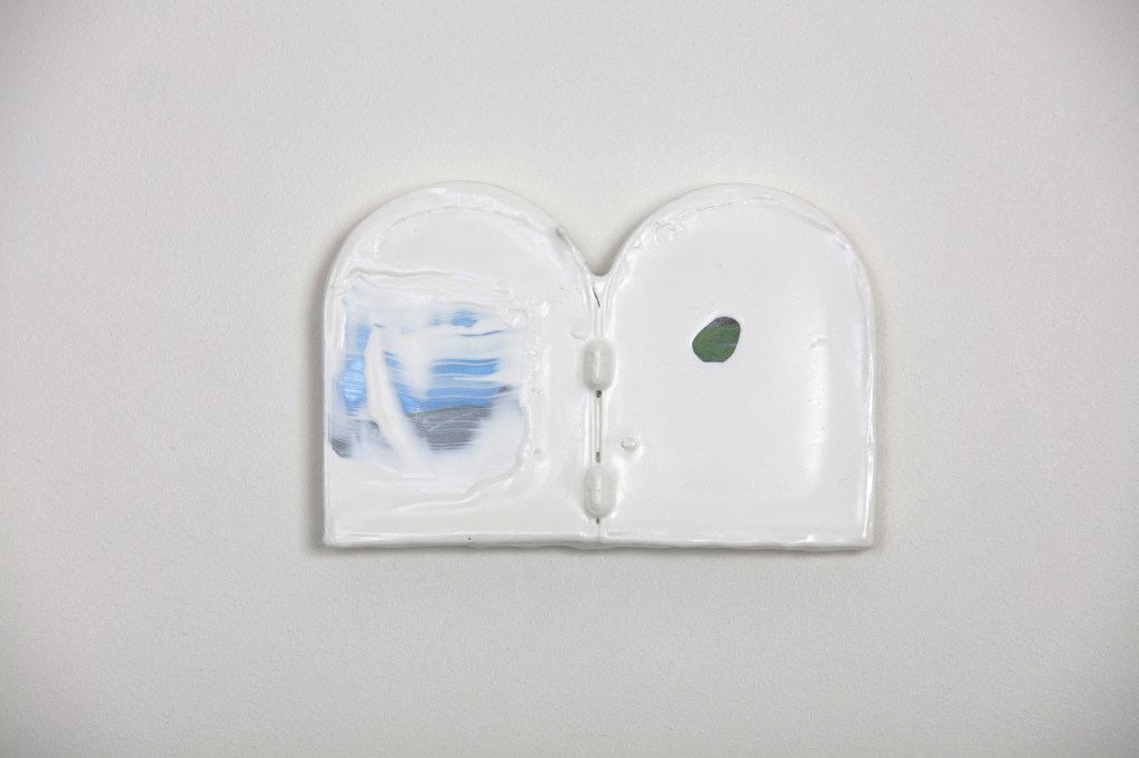 World, mon corps est retenu&nbsp;(détails)